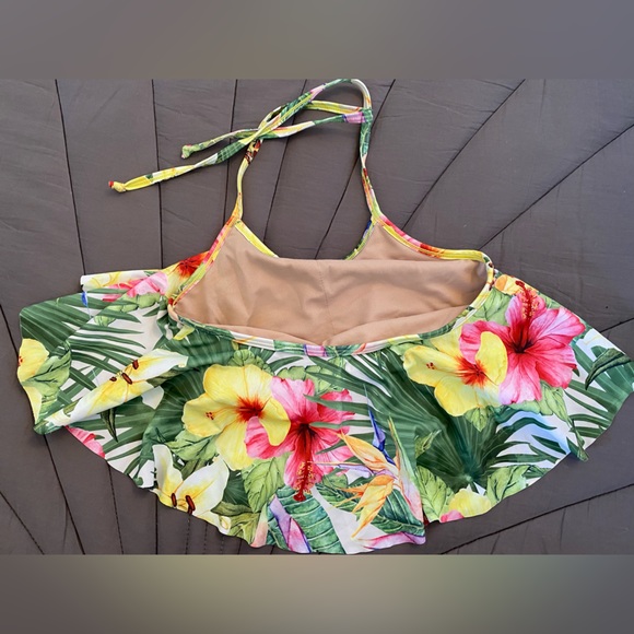 Kortni Jeane swing top sized 12/13 bathing suit - Picture 2 of 3